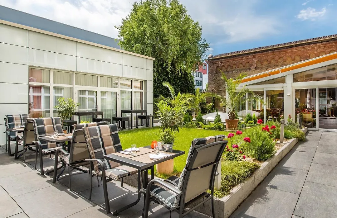 Best Western Plus Delta Park Hotel-1